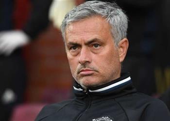 مورينيو يطلب التعاقد مع لاعب برشلونة