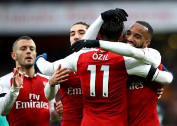 إعلامي إنجليزي يطالب برحيل 7 لاعبين عن آرسنال غد ا