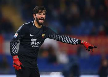 أليسون تركيزنا منصب على دوري الأبطال