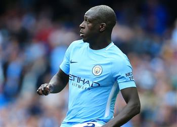 ميندي يعود إلى تدريبات مانشستر سيتي