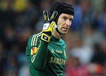 آرسنال يحدد خليفة بيتر تشيك من الدوري الألماني