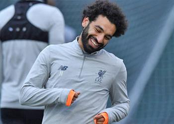 شرط وحيد يفصل ريال مدريد عن التعاقد مع محمد صلاح
