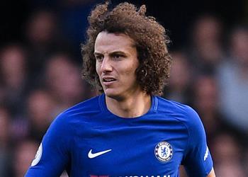 لويز يثير الجدل حول تواجده في برشلونة