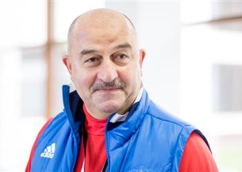 مدرب روسيا راقبت رباعي منتخب مصر في إنجلترا