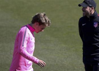 باريس سان جيرمان يستهدف 3 صفقات من أتلتيكو مدريد على رأسها جريزمان