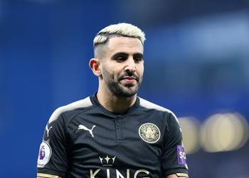 صورة دليل قوي على عدم صحة اعتزال رياض محرز