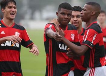 رسمي ا فلامنجو يجدد عقد هدف ريال مدريد وبرشلونة