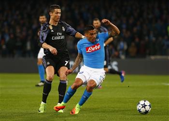 لاعب نابولي على رادار آرسنال