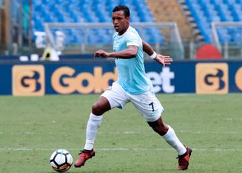 ناني يشتبك مع جماهير لاتسيو