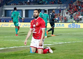 أول تعليق من الأهلي على تجديد أحمد فتحي وموقف عبد الله السعيد