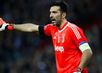 بوفون ي حدد شرطين لاستمراره في الملاعب