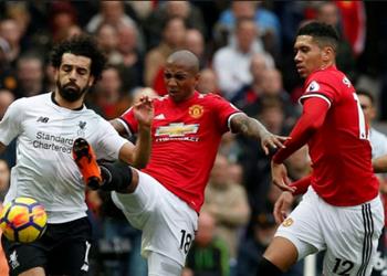 محمد صلاح يمنح فرصة ذهبية لأشلي يونج