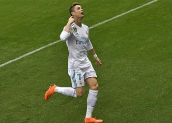 صحيفة كتالونية تطالب بعقوبة رونالدو بسبب بيكيه