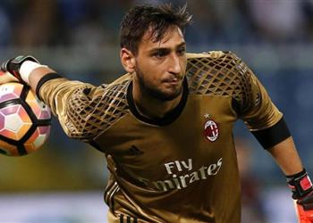 ميلان يفكر في بيع دوناروما لتمويل صفقات الصيف