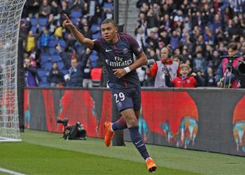 فيديو قطار باريس سان جيرمان يدهس أنجيه