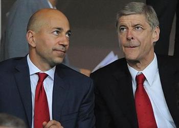 الرئيس التنفيذي لآرسنال يبدأ التحرك نحو بديل فينجر