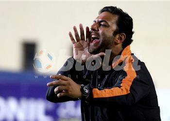 ميدو يعلق على تكشيرة حسام البدري ودورها في نجاحه ويحذر الزمالك