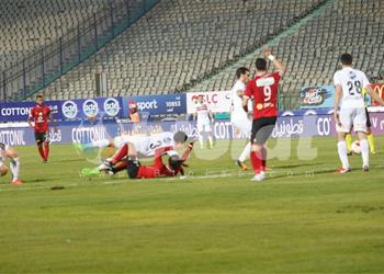 خاص لاعب الزمالك يحصل على مقدم تعاقد من الأهلي