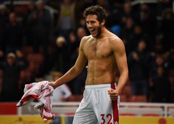 مدرب ستوك سيتي يبعث برسالة أمل لرمضان صبحي