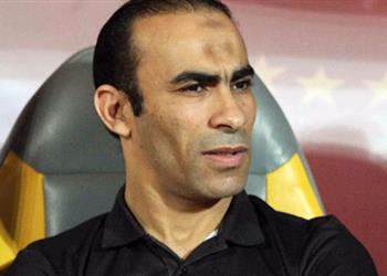 عبدالحفيظ وعدلي في الاجتماع الفني لمباراة الأهلي ومونانا