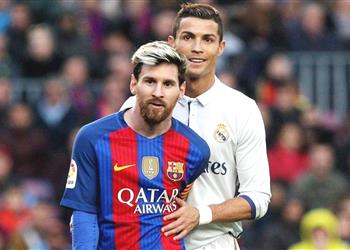 دوري الأبطال يشيد بإنجازات رونالدو وميسي