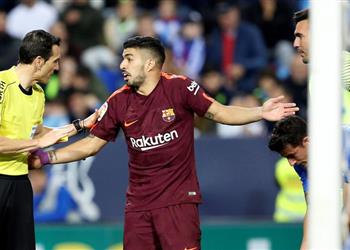 ثلاثة حلول بديلة لفالفيردي لتعويض غياب سواريز أمام بيلباو