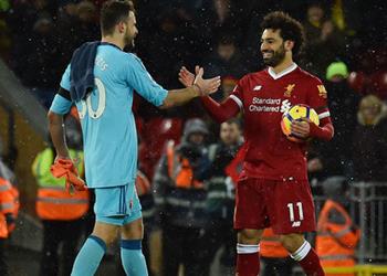 فيديو محمد صلاح يعتذر لحارس واتفورد