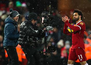 حارس أيرلندي سابق ريال مدريد وبرشلونة يراقبان محمد صلاح