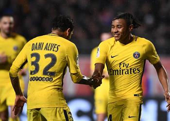 فيديو باريس سان جيرمان يقلب الطاولة على نيس بفوز قاتل