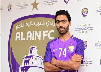 رسمي ا حسين الشحات إلى العين الإماراتي لثلاثة مواسم