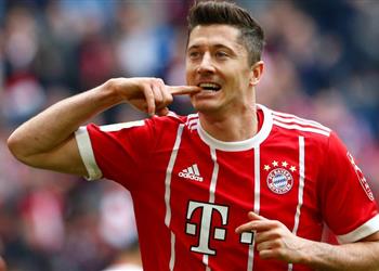 زيدان يحدد موقفه من تعاقد ريال مدريد مع ليفاندوفسكي