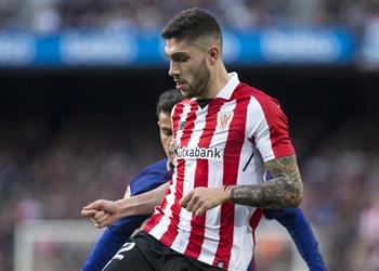 برشلونة يعود لمراقبة هدفه السابق