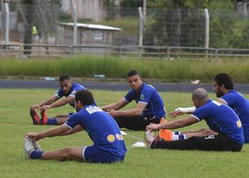 مران الأهلي انتظام الثلاثي المصاب وغياب أنيس الشعلالي ووليد سليمان