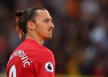 صور إبراهيموفيتش يعلن رحيله إلى الدوري الأمريكي بطريقة غريبة