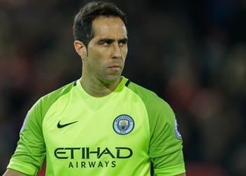 كلاوديو برافو يفكر في الانتقال إلى باريس سان جيرمان