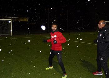 طبيب منتخب مصر يعلن موقف الشحات وجابر من مباراة اليونان