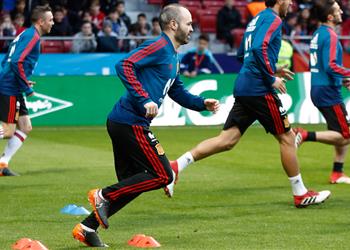 القناة الناقلة لمباراة الارجنتين واسبانيا ومباراة البرازيل والمانيا