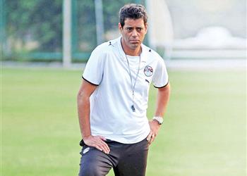 هاني رمزي يشيد بمحمد عواد ويؤكد لا بديل لـ عبد الله السعيد ومروان محسن مظلوم