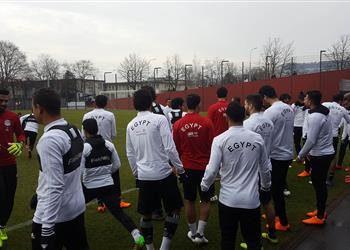 رئيس بعثة المنتخب كوبر منح جميع اللاعبين فرص لكي لا يغضب أحد