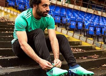 الكشف عن الحذاء الجديد لـ محمد صلاح في دوري أبطال أوروبا