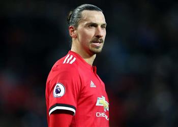 طبيب إبراهيموفيتش يكشف سبب الرحيل عن مانشستر يونايتد