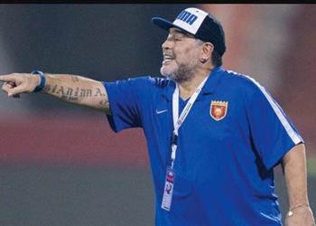 ماذا طلب مارادونا من سيد عبد الحفيظ عقب ودية الأهلي والفجيرة