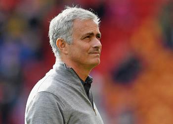 مورينيو يتخذ قرار ا تجاه ثنائي مانشستر يونايتد