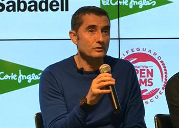 سبورت تكشف موقف ميسي من مباراة برشلونة وإشبيلية