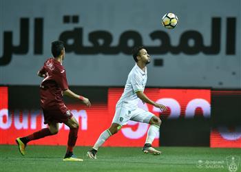 بمشاركة صالح ومؤمن الفيصلي يقصي أهلي جدة ويتأهل لنهائي كأس خادم الحرمين