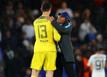 كونتي يتوقع موقف كورتوا من تجديد تعاقده مع تشيلسي