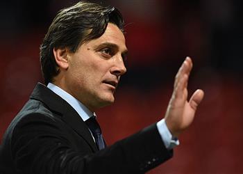 مدرب إشبيلية ينصح روما قبل مواجهة برشلونة