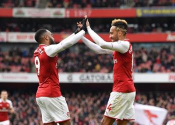 أوباميانج يكشف سبب تركه ركلة جزاء للاكازيت أمام ستوك سيتي