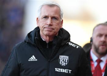 رسمي ا وست بروميتش يقيل ألان باردو