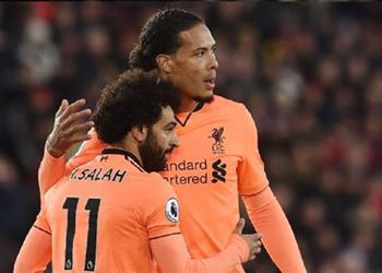 فان ديك محمد صلاح قادر على تحطيم أي دفاع